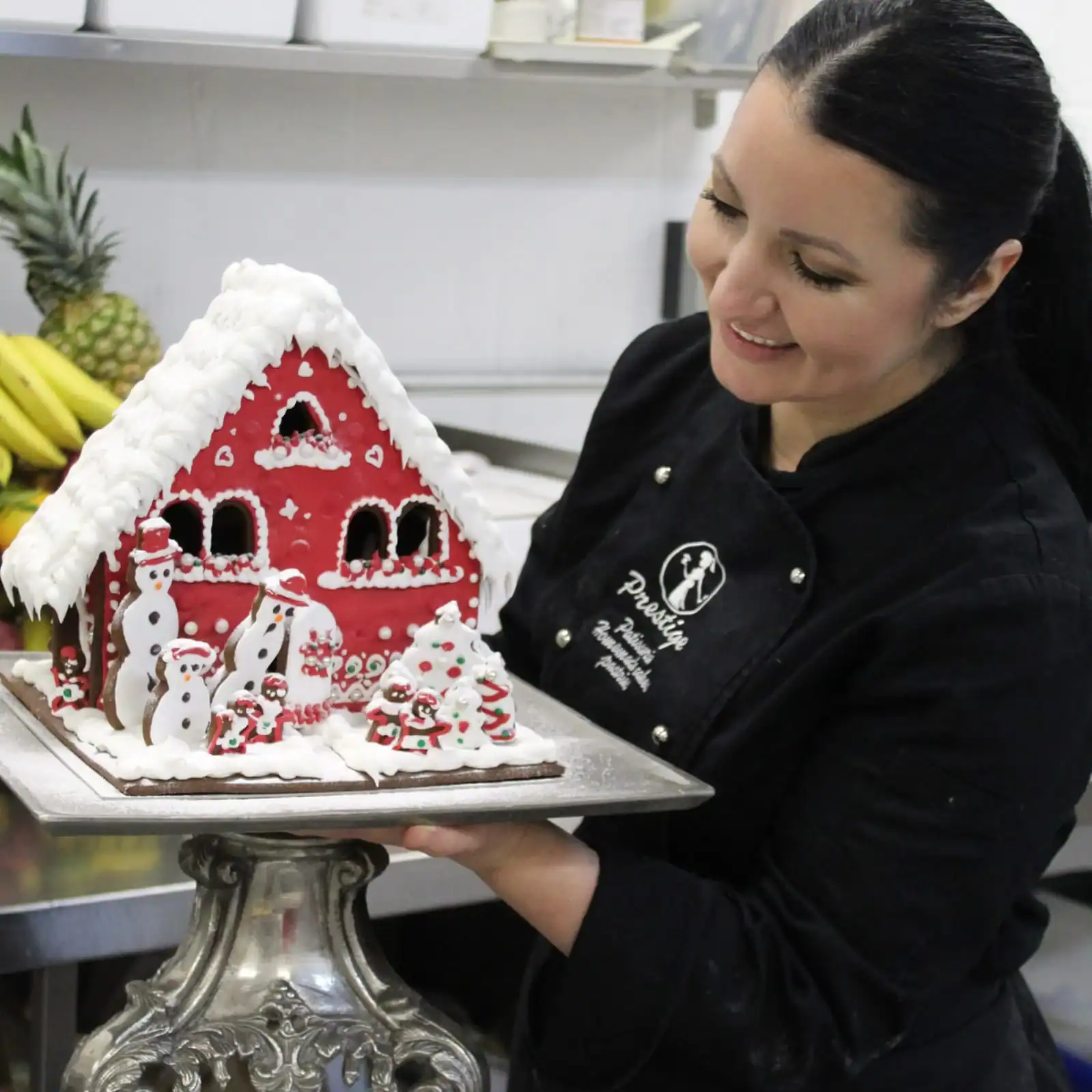 Christmas Showstopper Gingerbread House Christmas Showstopper Gingerbread House